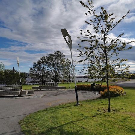 Kesklinna Silla Apartment - Free Parking Parnawa Zewnętrze zdjęcie