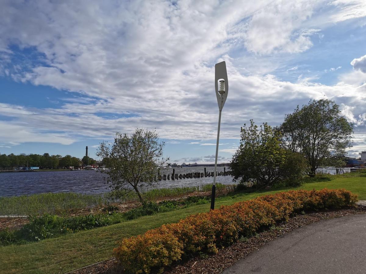 Kesklinna Silla Apartment - Free Parking Parnawa Zewnętrze zdjęcie